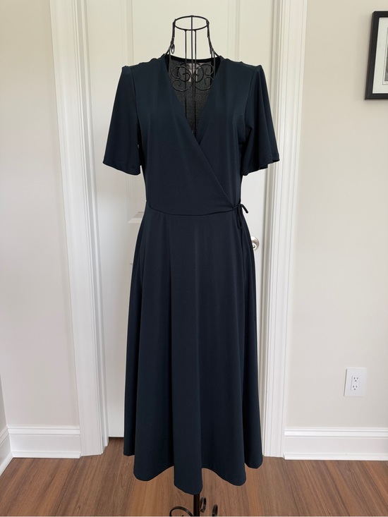 H&M Dresses & Skirts - H&M Teal V-Neck Flutter Sleeve Midi Dress